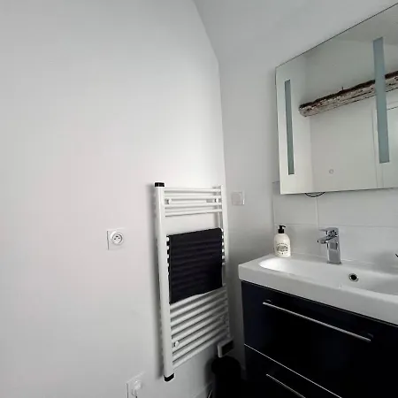 La Maison D'alcyone By Melrose *